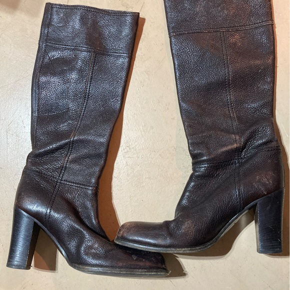 Prada heeled boots - Picture 3 of 12